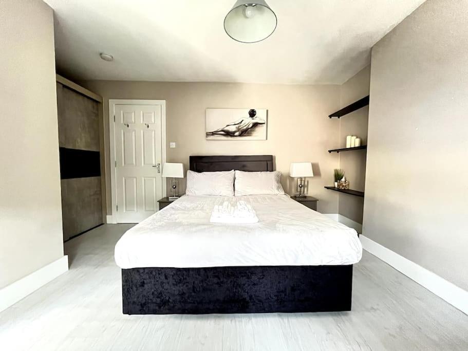Central Winchester Serviced Apartments Екстериор снимка