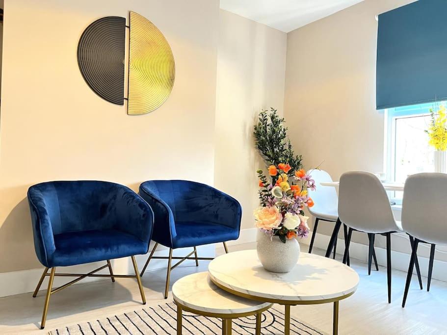 Central Winchester Serviced Apartments Екстериор снимка