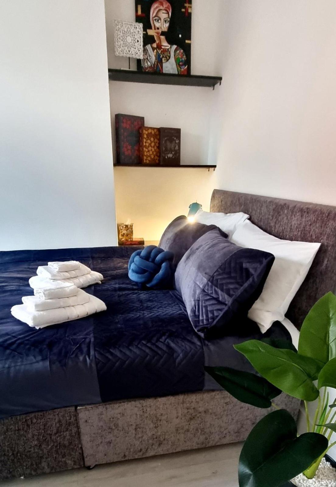 Central Winchester Serviced Apartments Екстериор снимка